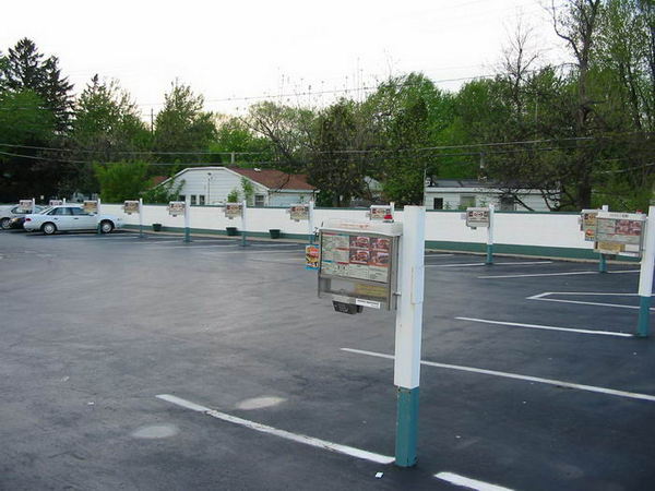 A&W Restaurant - Farmington - 22004 Farmington Rd 2